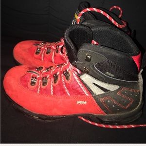 asolo boots red